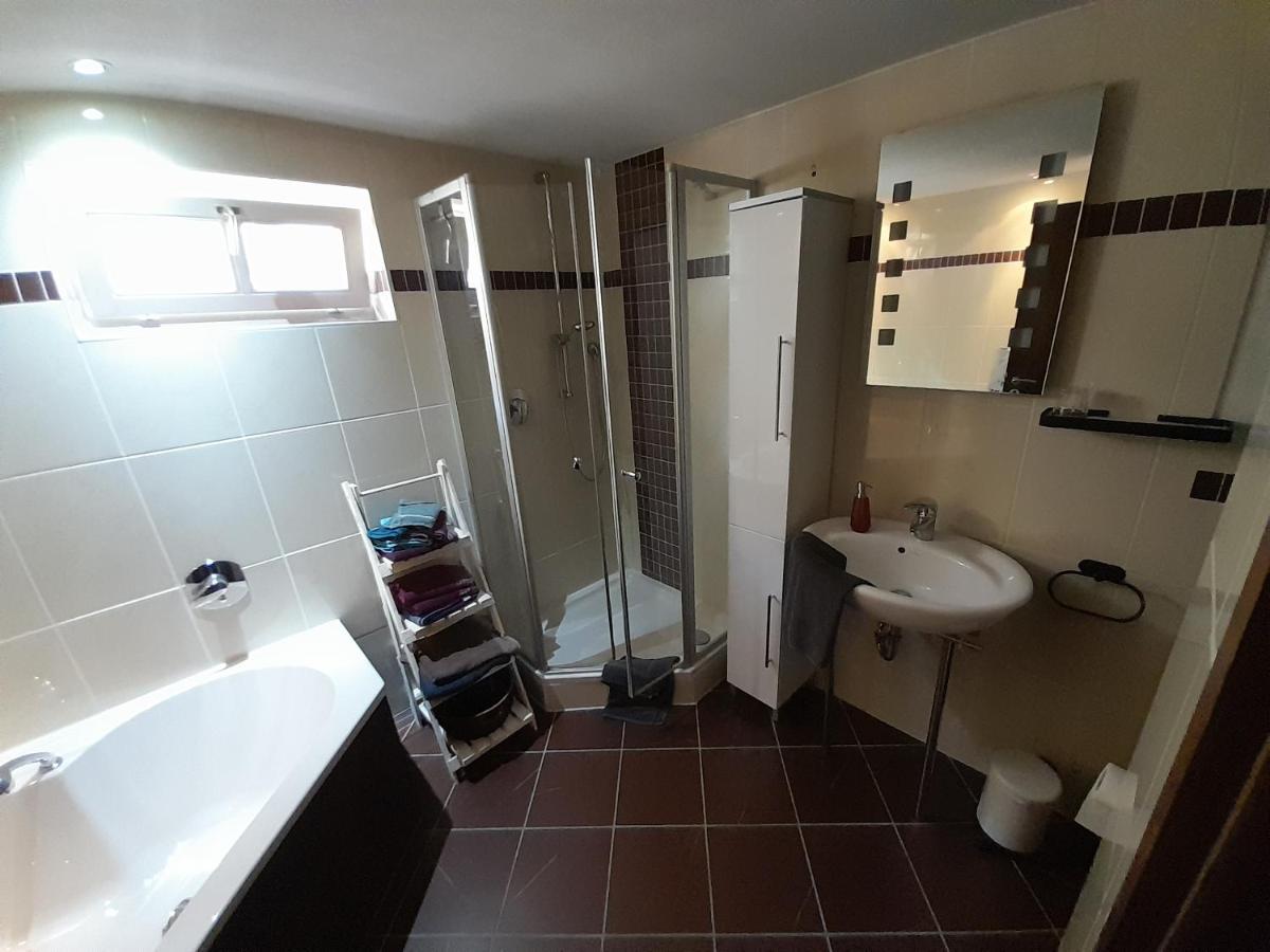 Ferienwohnung Gisela Jockgrim Bagian luar foto