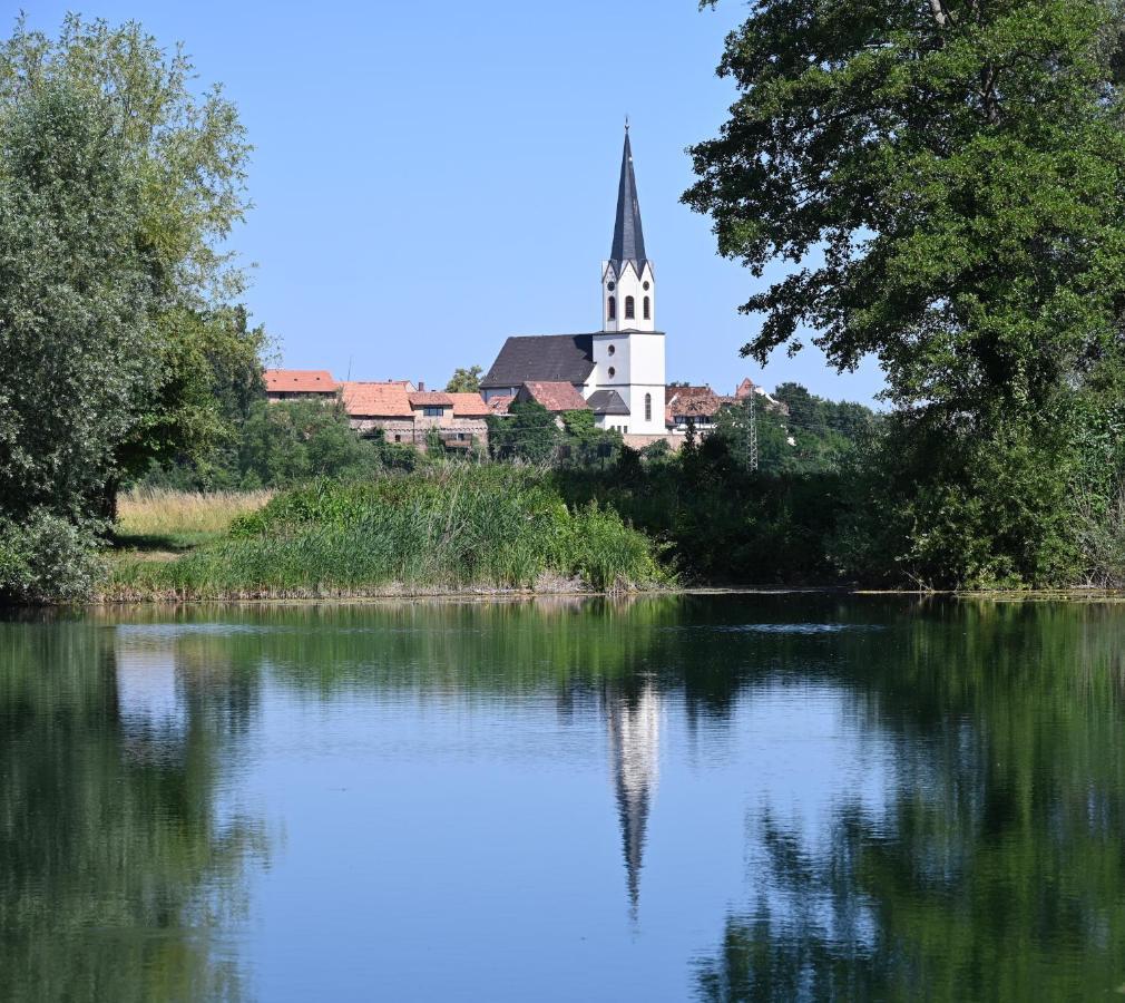 Ferienwohnung Gisela Jockgrim Bagian luar foto