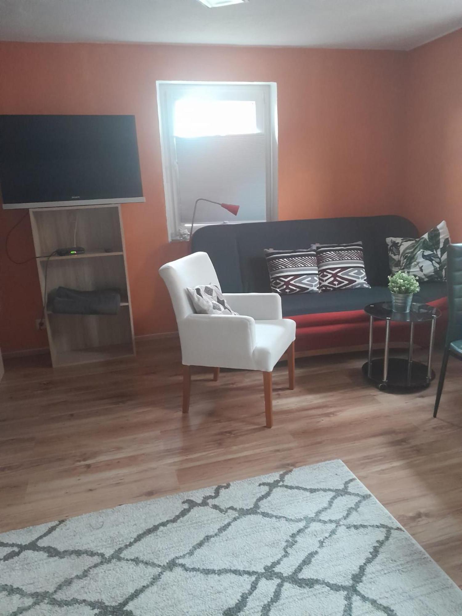 Ferienwohnung Gisela Jockgrim Bagian luar foto